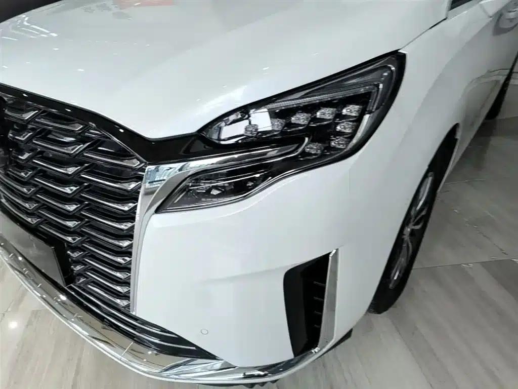 Buick GL8 2023 ES Luxury Edition — миниатюра 24