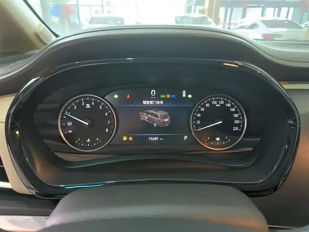 Buick GL8 2023 Facelift Land Business Class Luxury Edition — миниатюра 12