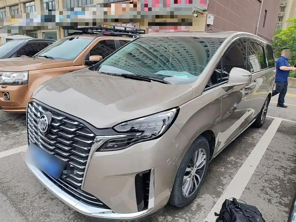 Buick GL8 2023 ES Luxury Comfort Edition — миниатюра 1