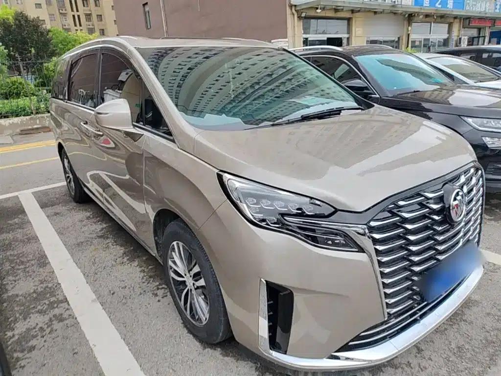 Buick GL8 2023 ES Luxury Comfort Edition — миниатюра 4