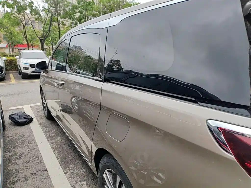 Buick GL8 2023 ES Luxury Comfort Edition — миниатюра 5