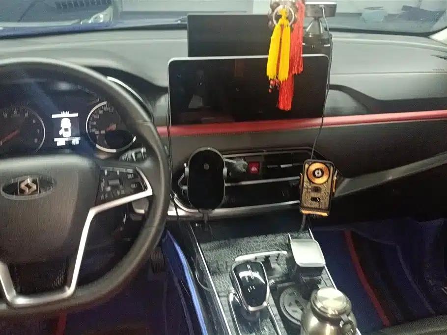 Sihao X8 2021 300T DCT Premium Intelligent Connected Edition 5-seater — миниатюра 13