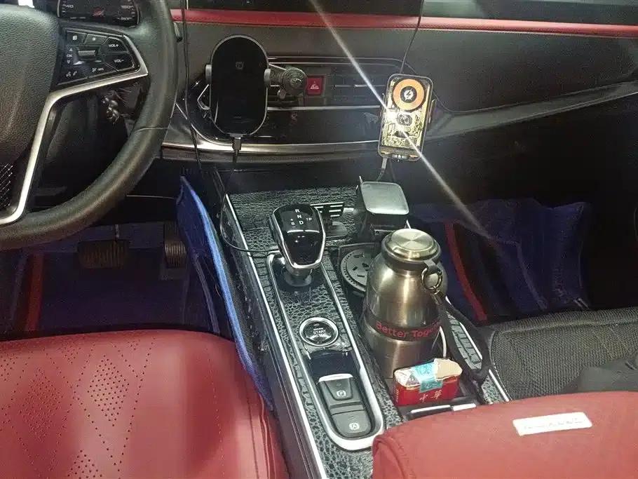 Sihao X8 2021 300T DCT Premium Intelligent Connected Edition 5-seater — миниатюра 16