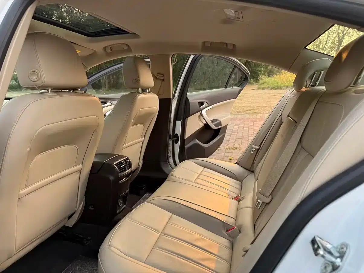 Buick Regal 2014 2.0L Elite Fashion Edition — миниатюра 8