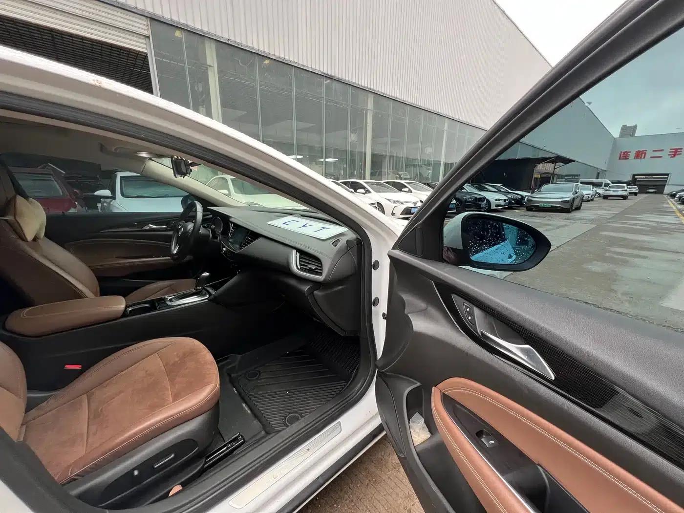 Buick Regal 2017 20T Elite — миниатюра 6