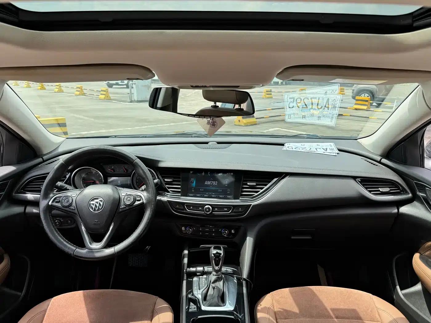 Buick Regal 2019 20T Luxury Edition (China VI Emission Standard) — миниатюра 9