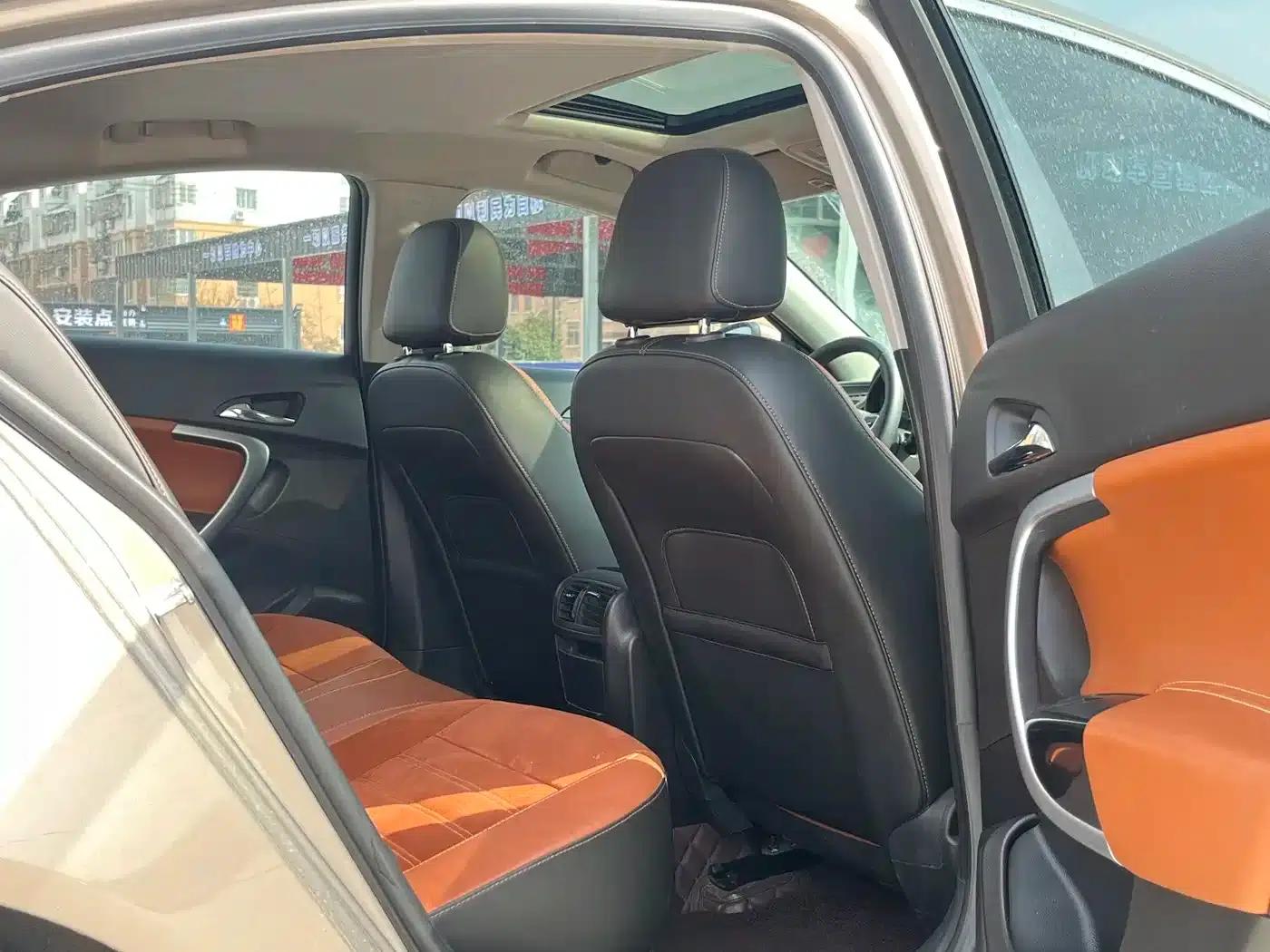 Buick Regal 2015 1.6T Elite Technology Edition — миниатюра 12