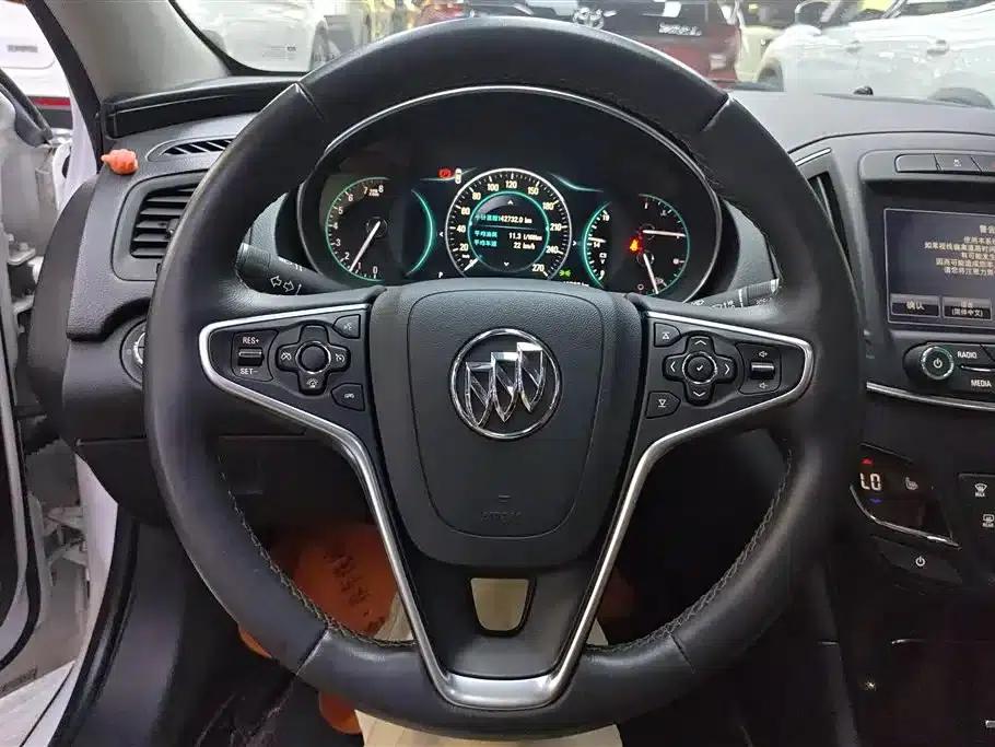 Buick Regal 2015 1.6T Elite Technology Edition — миниатюра 15