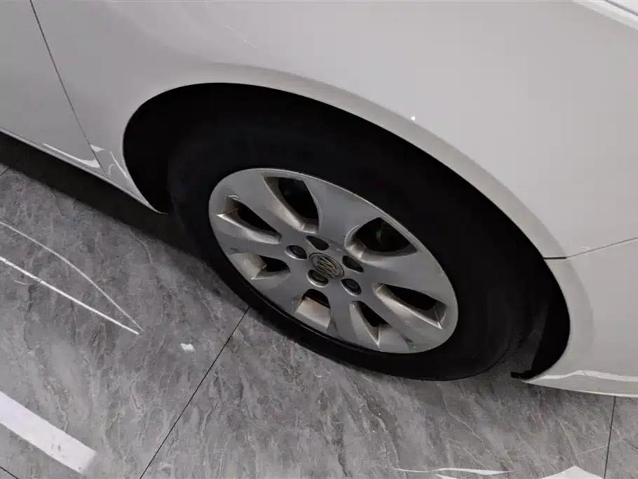 Buick Regal 2015 1.6T Elite Technology Edition — миниатюра 6