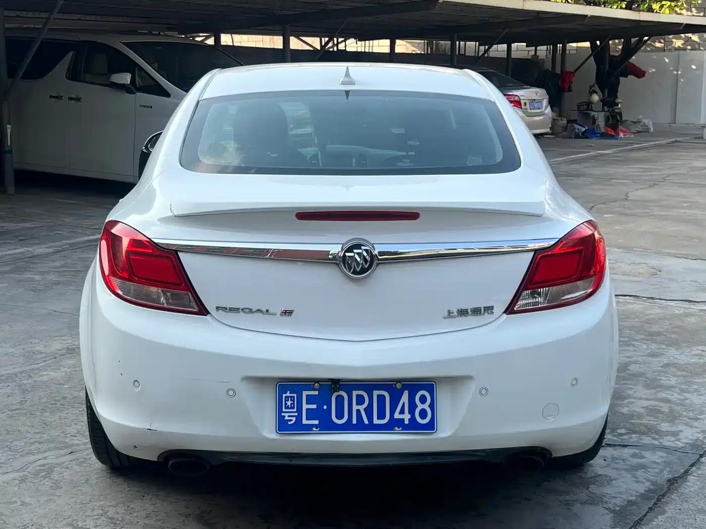 Buick Regal 2012 1.6T Manual Elite Sport Edition — миниатюра 5