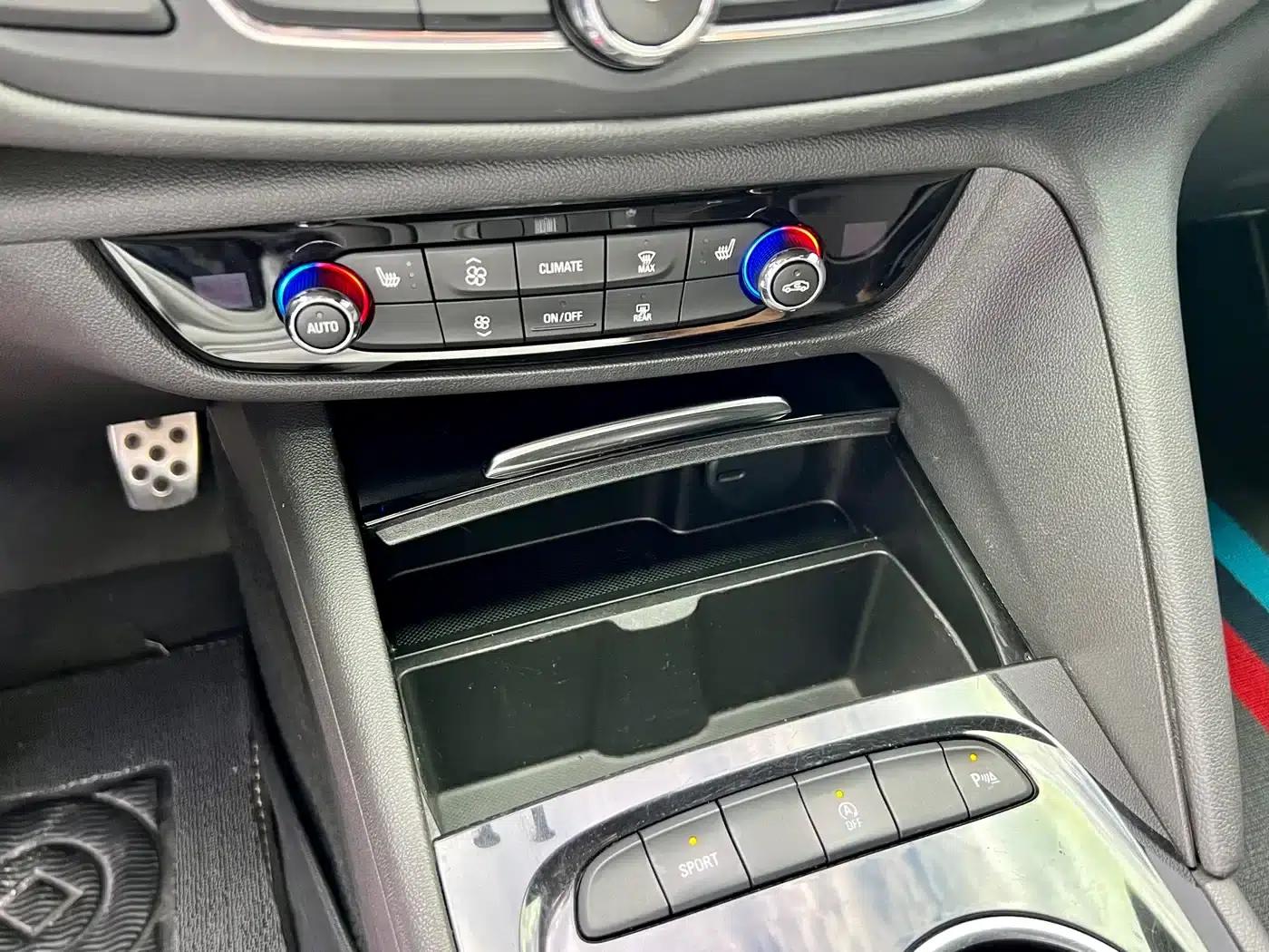 Buick Regal 2021 GS 28T Elite — миниатюра 8