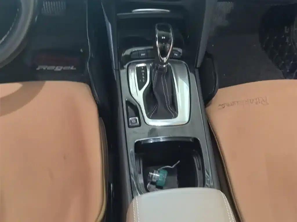 Buick Regal 2017 20T Elite — миниатюра 14