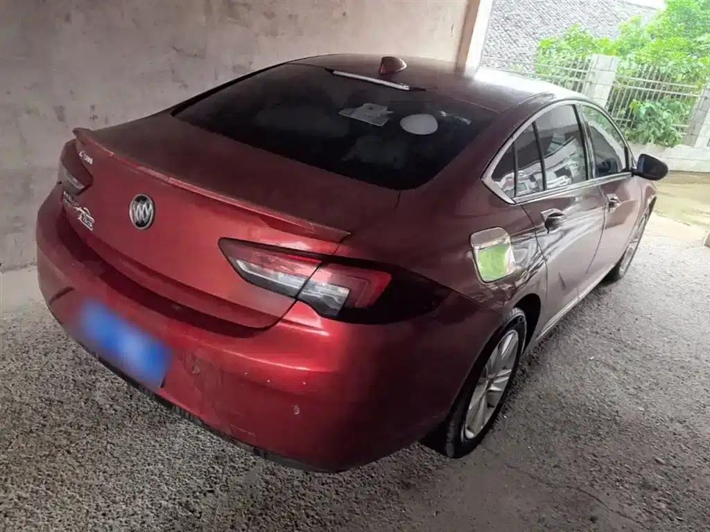Buick Regal 2017 20T Elite — миниатюра 7