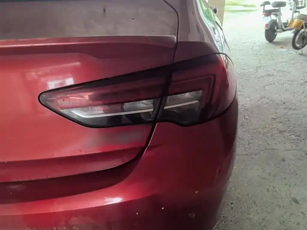Buick Regal 2017 20T Elite — миниатюра 8