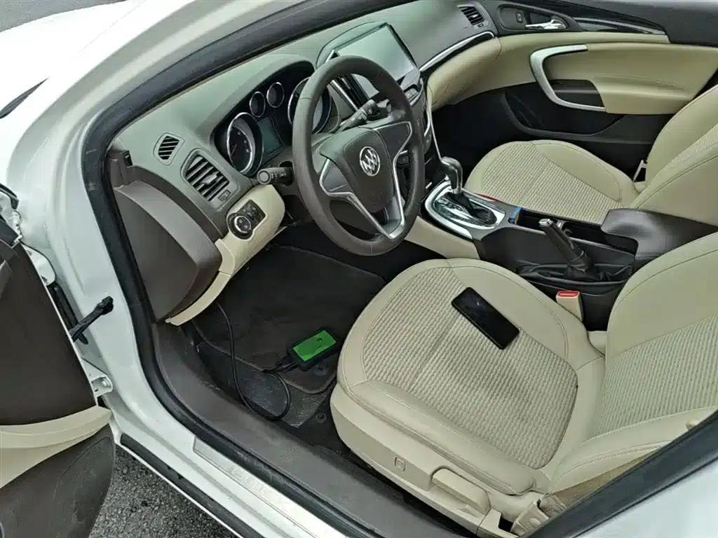 Buick Regal 2015 2.0L Leading Fashion Edition — миниатюра 12
