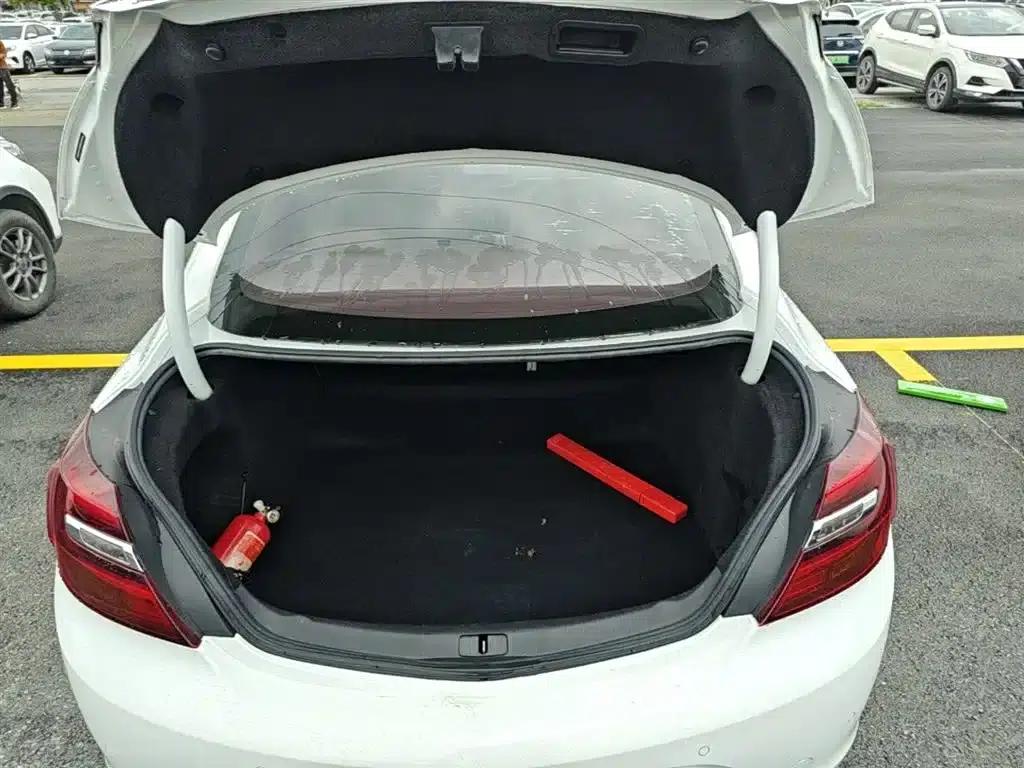 Buick Regal 2015 2.0L Leading Fashion Edition — миниатюра 15