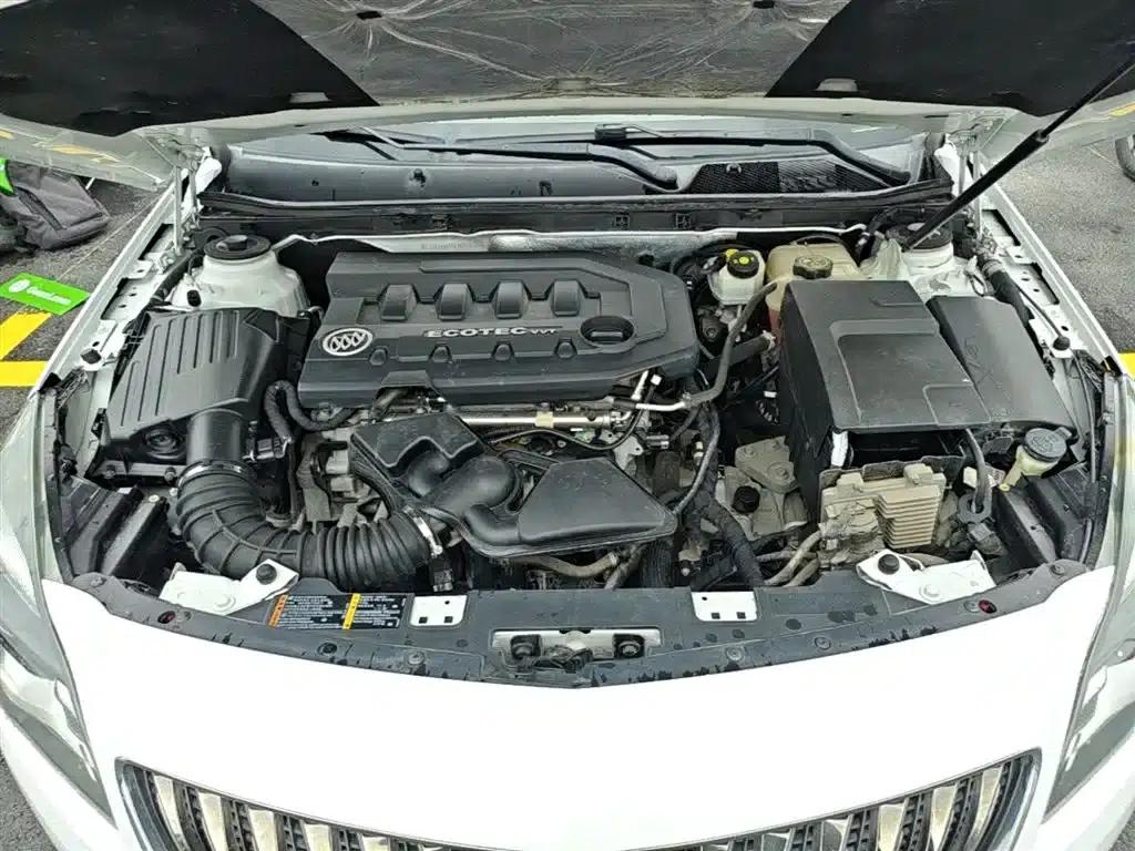 Buick Regal 2015 2.0L Leading Fashion Edition — миниатюра 16