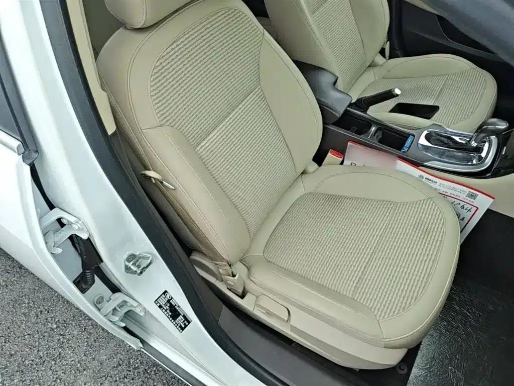 Buick Regal 2015 2.0L Leading Fashion Edition — миниатюра 20