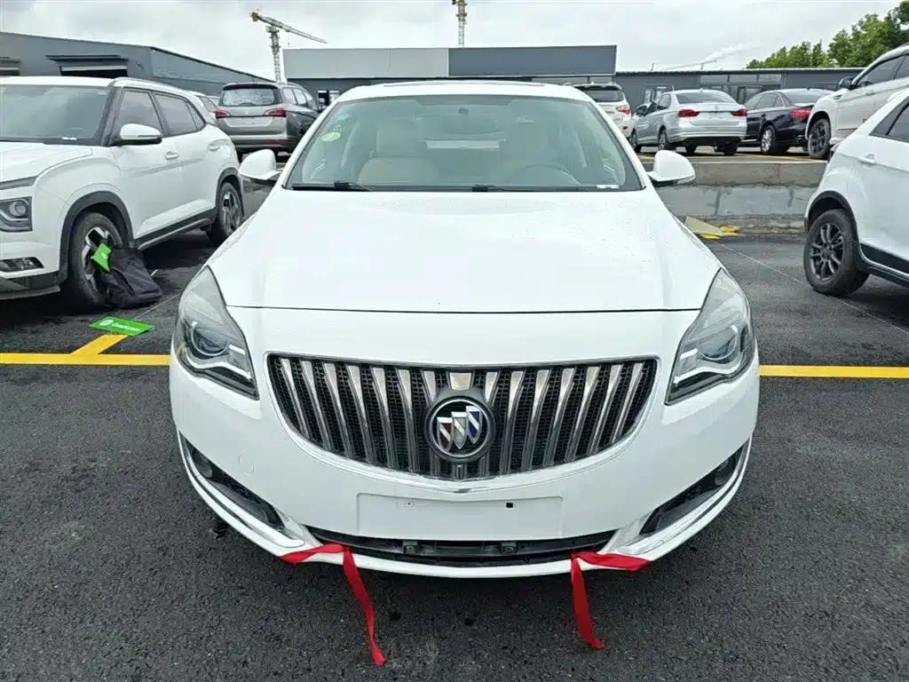 Buick Regal 2015 2.0L Leading Fashion Edition — миниатюра 3