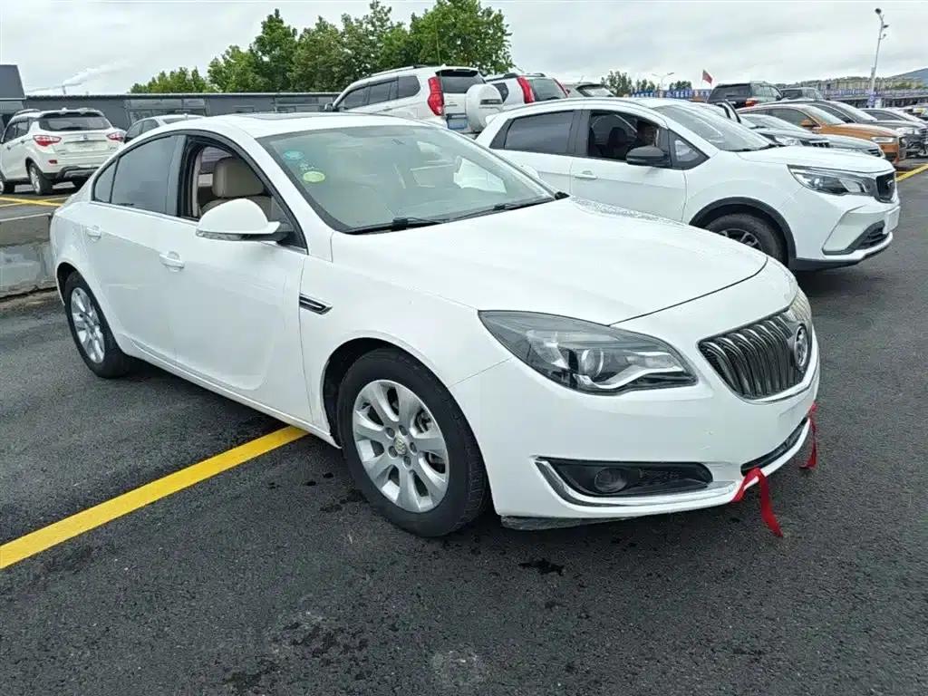 Buick Regal 2015 2.0L Leading Fashion Edition — миниатюра 22