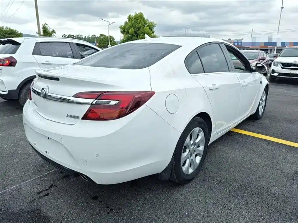 Buick Regal 2015 2.0L Leading Fashion Edition — миниатюра 5