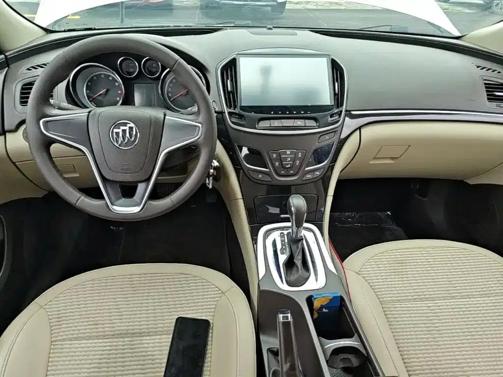 Buick Regal 2015 2.0L Leading Fashion Edition — миниатюра 6