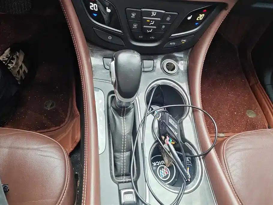 2014 Buick Envision Plus 28T AWD Elite — миниатюра 16