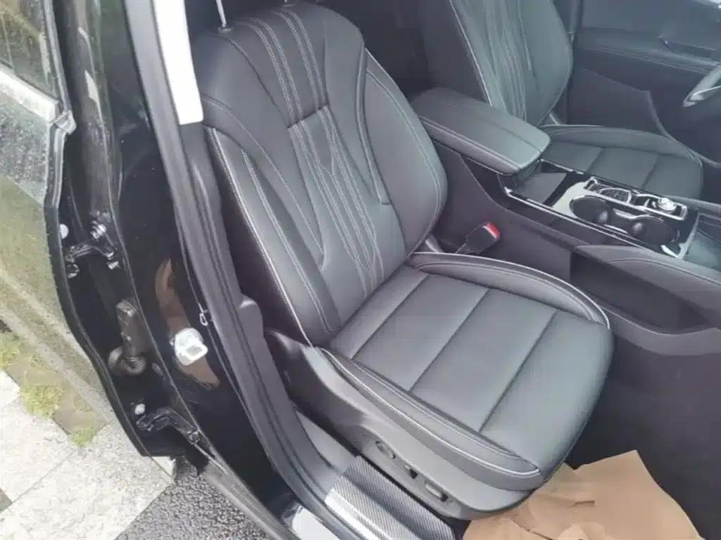 2026 Buick Envision Plus Avenir All-Wheel Drive — миниатюра 25