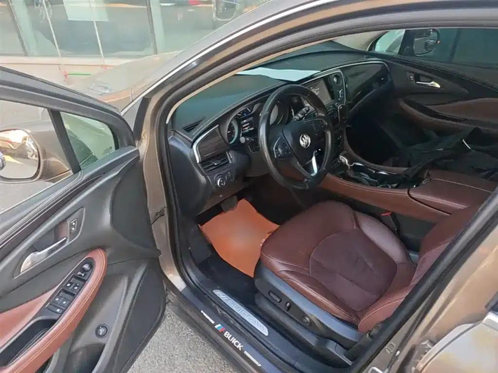2017 Buick Envision Plus 20T 2WD Luxury — миниатюра 12