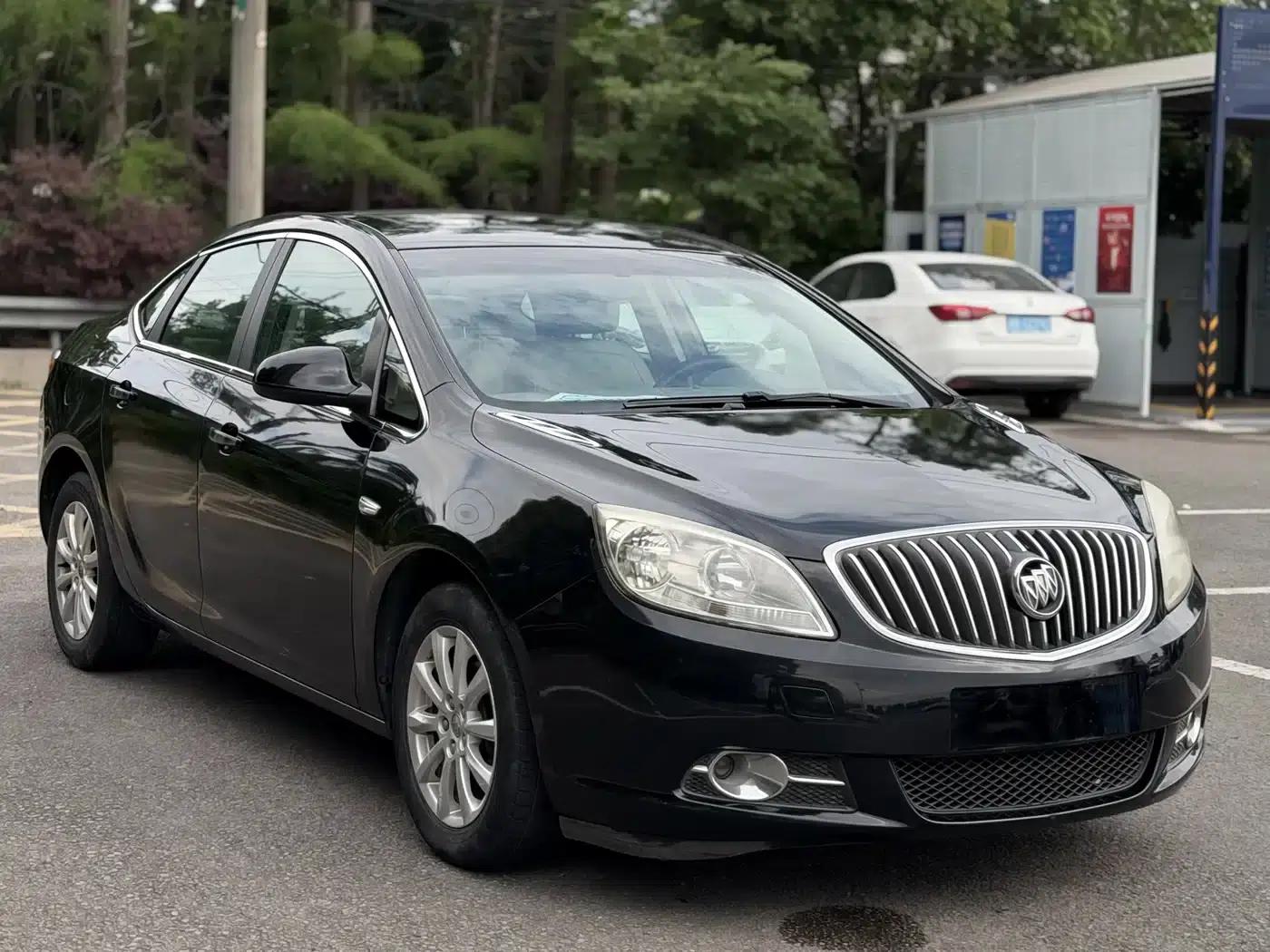 Buick Excelle GT 1.6L Automatic Fashion Edition 2012 — миниатюра 3