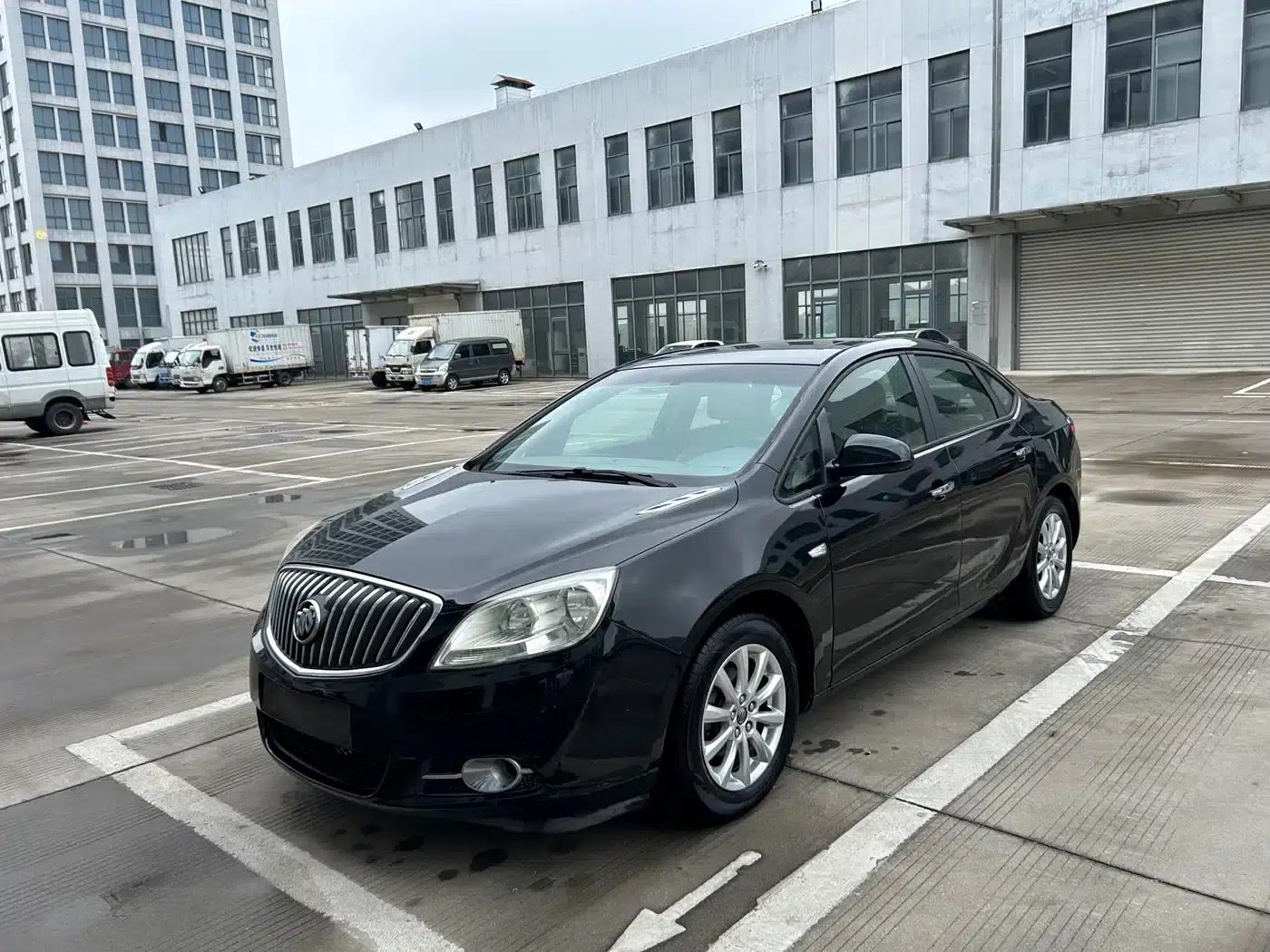 Buick Excelle GT 1.6L Automatic Fashion Edition 2013 — миниатюра 3
