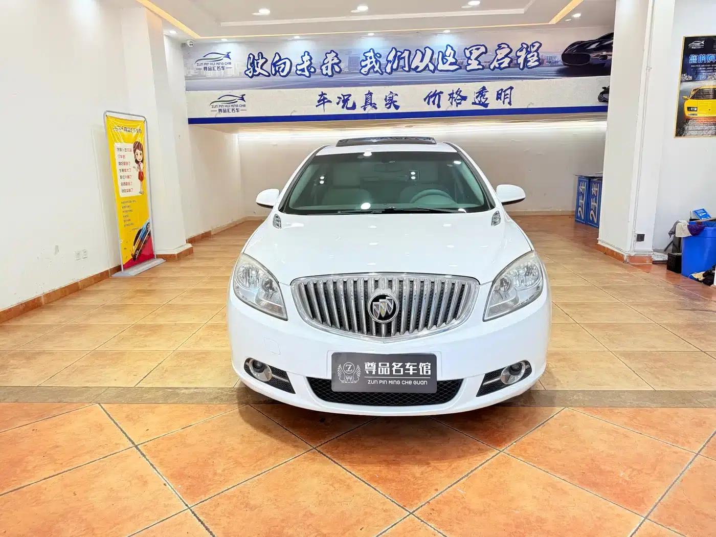 Buick Excelle GT 1.6L Manual Entry-Level Edition (2013) — миниатюра 2