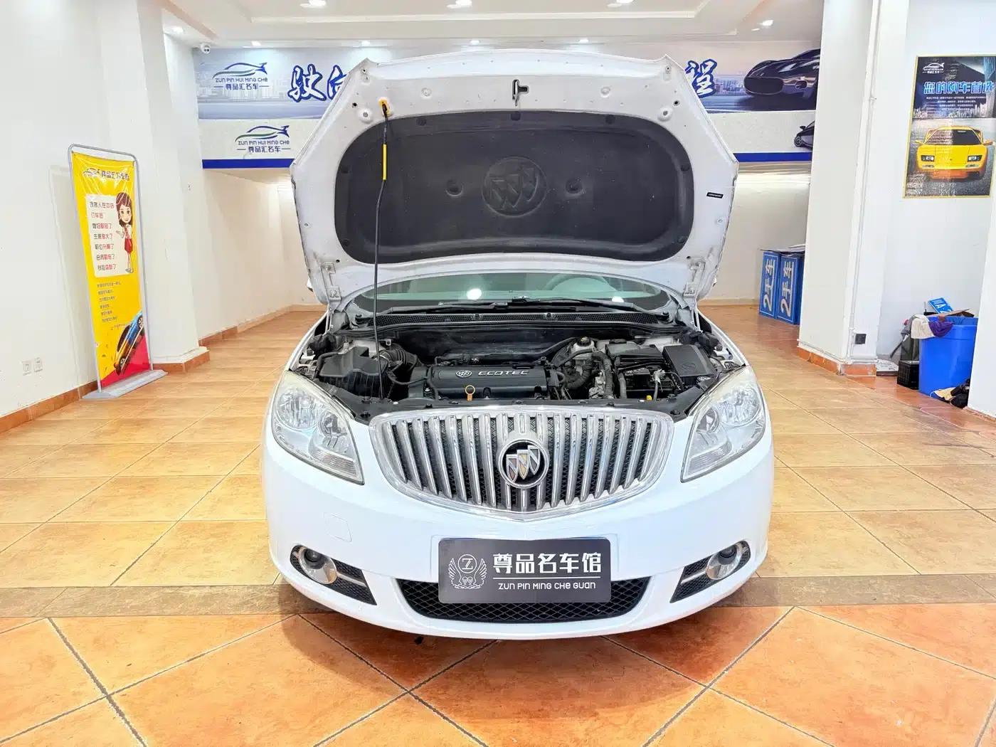 Buick Excelle GT 1.6L Manual Entry-Level Edition (2013) — миниатюра 16