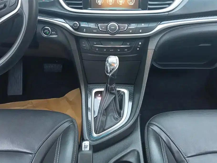Buick Excelle 2017 15N Automatic Luxury — миниатюра 16