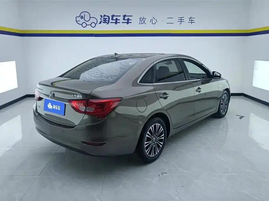 Buick Excelle 2017 15N Automatic Luxury — миниатюра 3