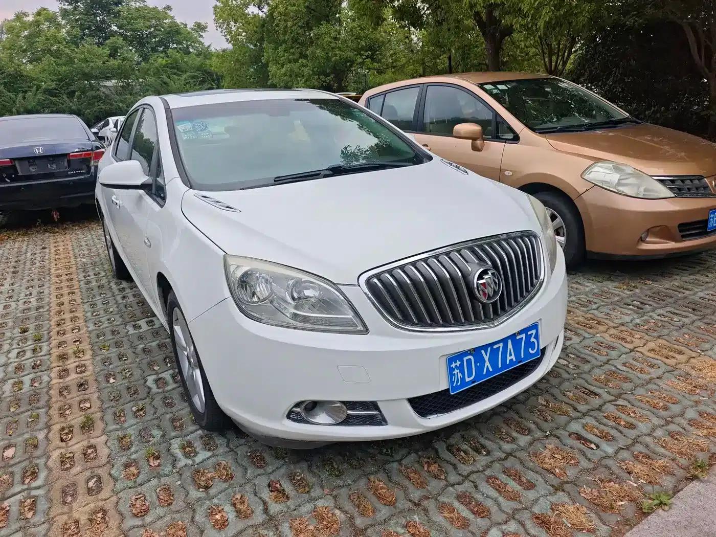 Buick Excelle GT 1.6T Automatic Fashion Sport Edition 2013 — миниатюра 3