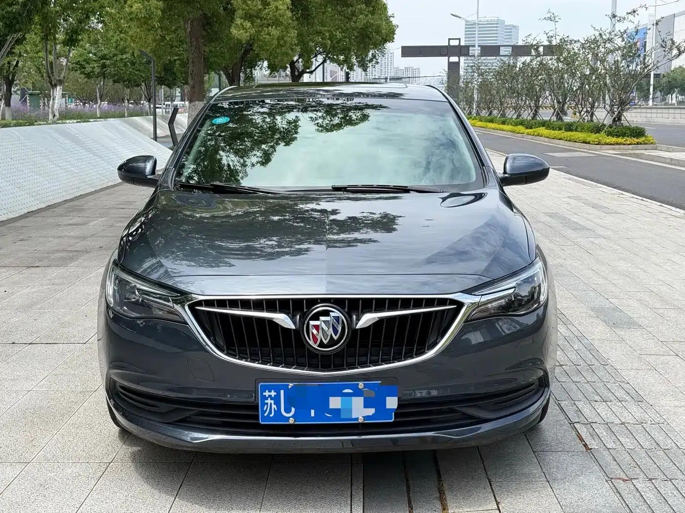 Buick Excelle 2021 Classic 1.5L Automatic Entry-Level Model — миниатюра 1
