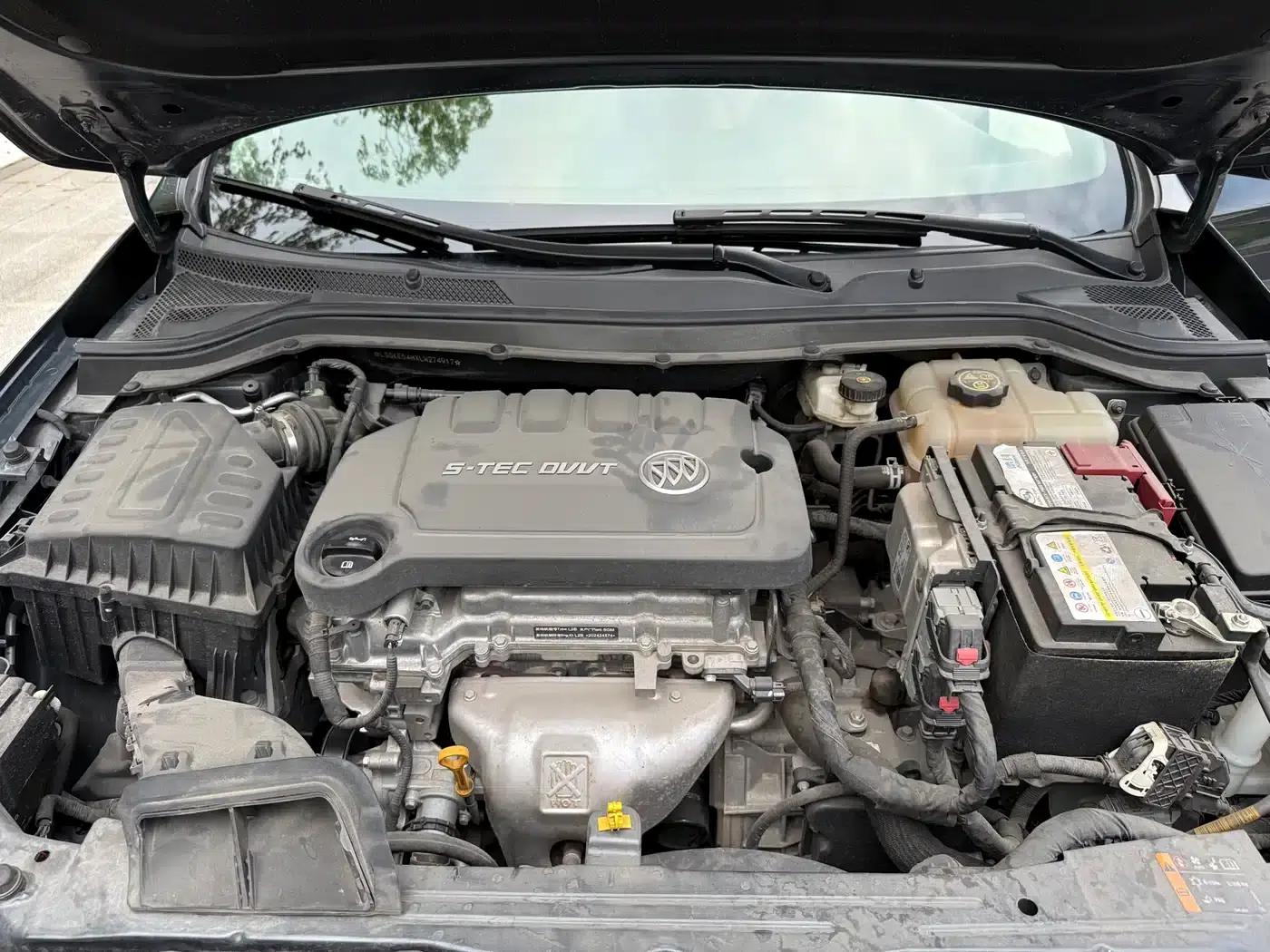 Buick Excelle 2021 Classic 1.5L Automatic Entry-Level Model — миниатюра 11