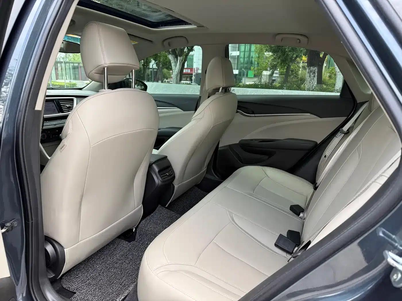 Buick Excelle 2021 Classic 1.5L Automatic Entry-Level Model — миниатюра 7