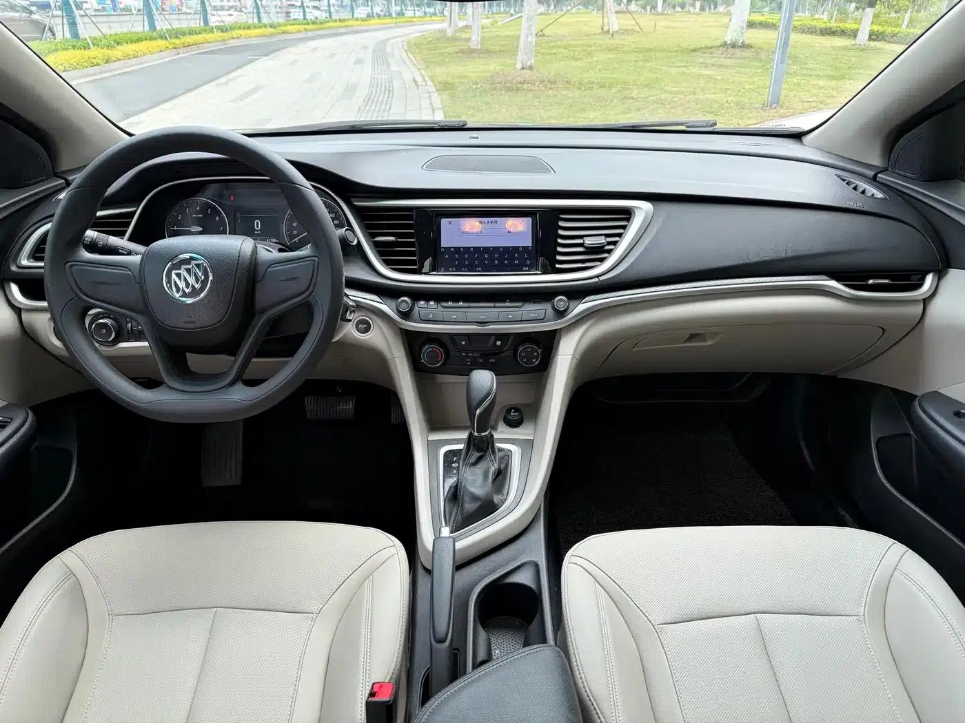 Buick Excelle 2021 Classic 1.5L Automatic Entry-Level Model — миниатюра 8