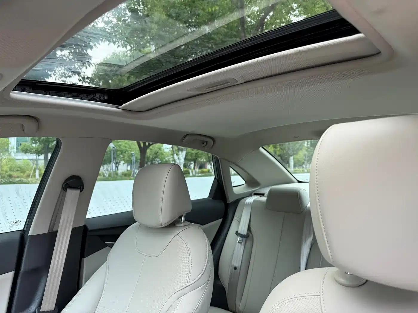 Buick Excelle 2021 Classic 1.5L Automatic Entry-Level Model — миниатюра 10