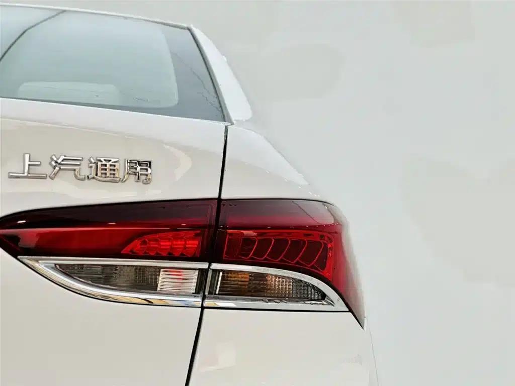 Buick Excelle 2019 15T Dual-Clutch Connected Elite Model (China VI Emission Standard) — миниатюра 12