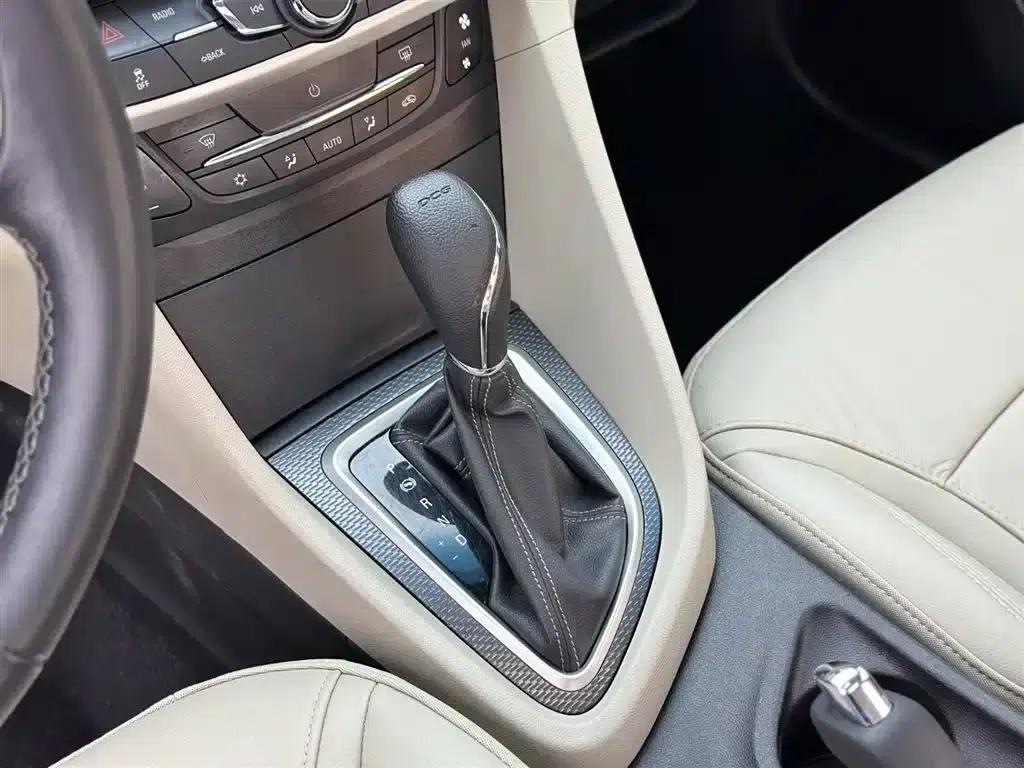 Buick Excelle 2019 15T Dual-Clutch Connected Elite Model (China VI Emission Standard) — миниатюра 20