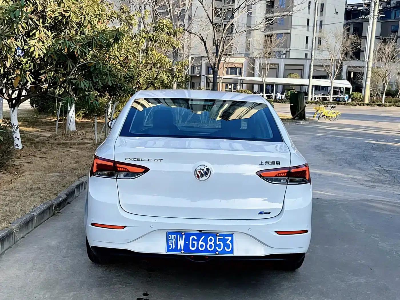 Buick Excelle 2021 Facelift 1.3T Automatic Mild Hybrid Elite — миниатюра 5