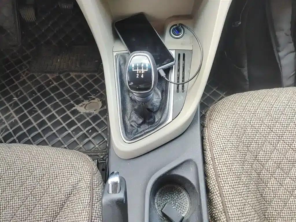 Buick Excelle 2016 15N Manual Entry-level — миниатюра 14