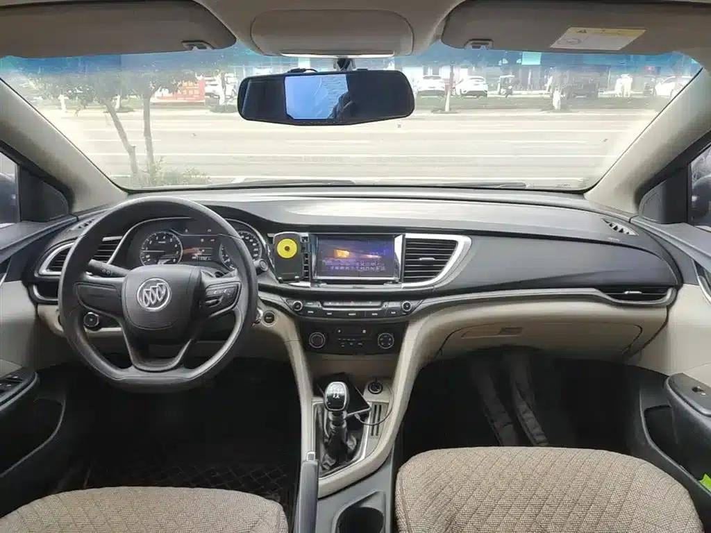 Buick Excelle 2016 15N Manual Entry-level — миниатюра 10