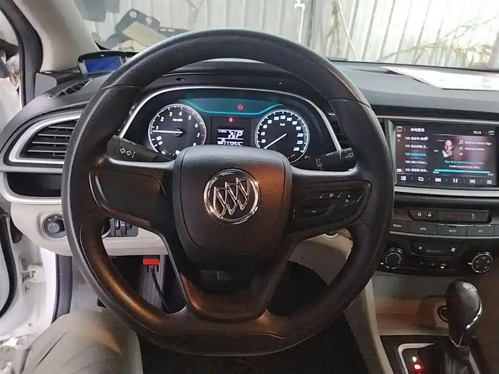 Buick Excelle 2017 15N Automatic Entry-Level Model — миниатюра 11