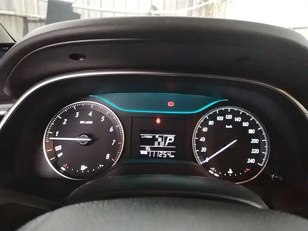 Buick Excelle 2017 15N Automatic Entry-Level Model — миниатюра 12