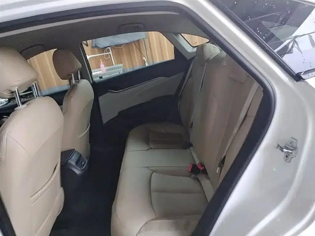 Buick Excelle 2017 15N Automatic Entry-Level Model — миниатюра 17