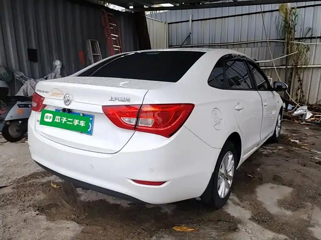 Buick Excelle 2017 15N Automatic Entry-Level Model — миниатюра 7